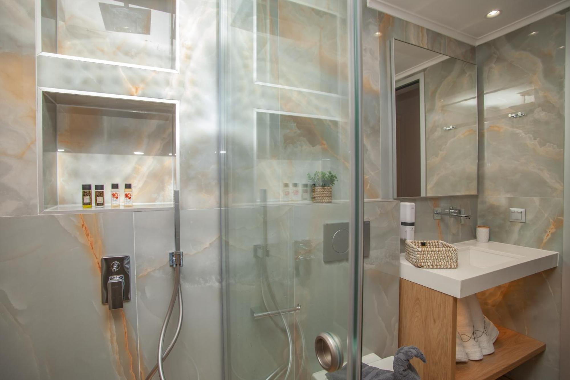 Athinais Apartment *
