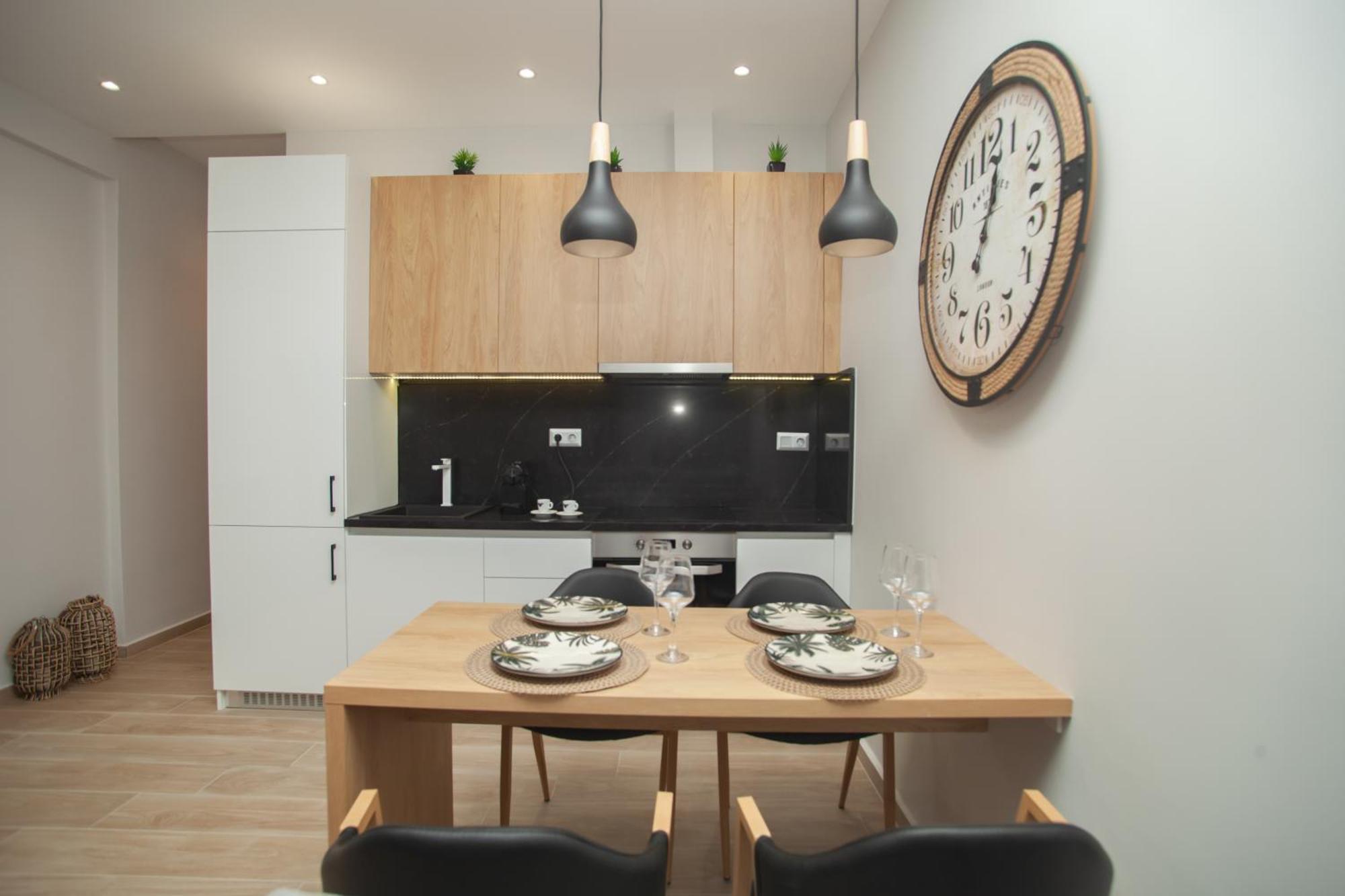 Athinais Apartment *